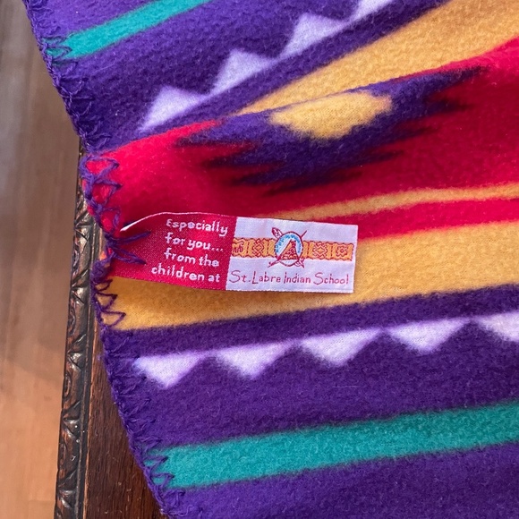 Native Star Quilt Blanket - Picture 4 of 5